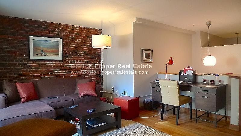 2nd image of 25 Church St APT 3B
