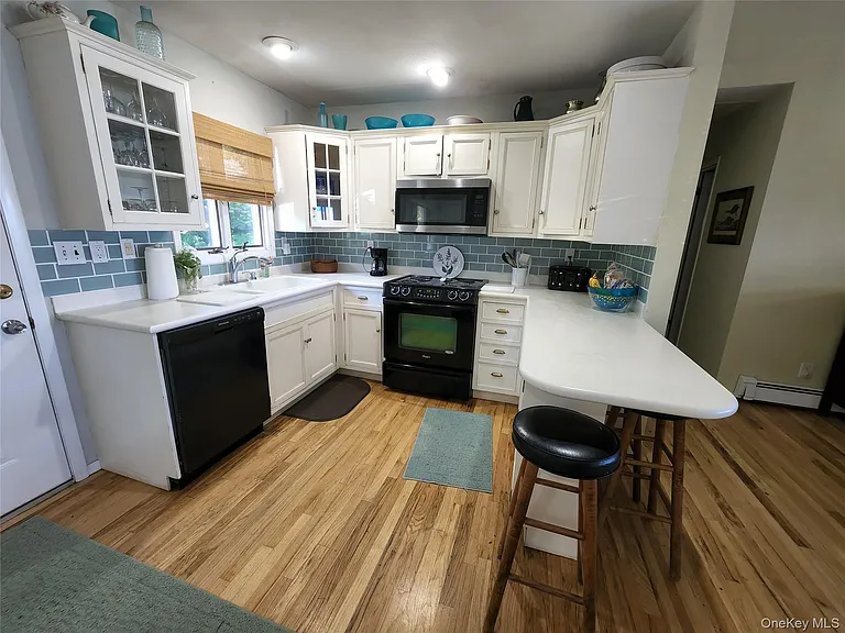 7 Riverhead Rd — Photo 6