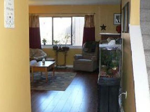 3rd image of 225 Monticello Dr