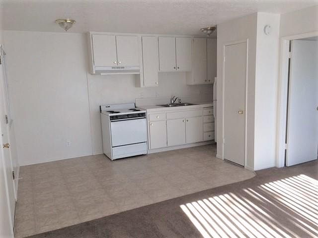 2nd image of 270 W Alamar Ave #17