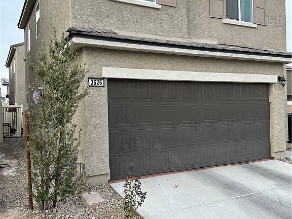 2nd image of 3626 Via Del Robles Ave