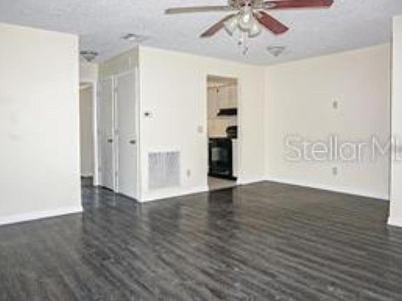 4th image of 329 Brandywine Dr