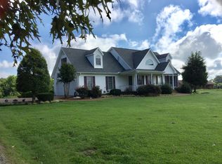 1901 Abiff Rd, Burns, TN 37029