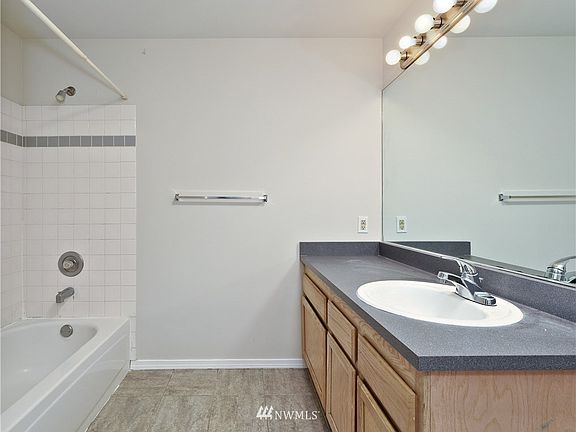 3rd image of 23420 100th Ave SE APT C103