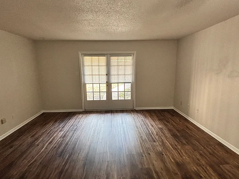 402 W Power Ave #5 — Photo 7