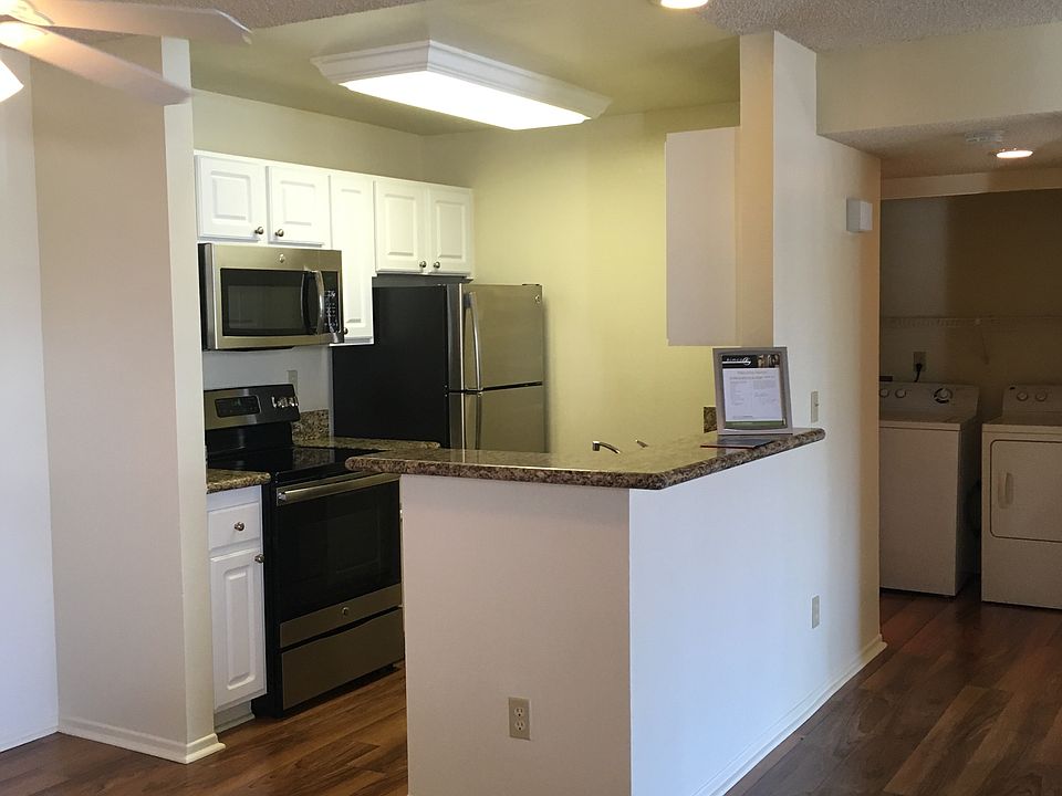 1st image of 2401 Catalina Cir APT 439