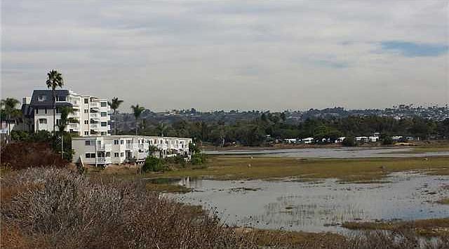 1st image of 4011 Crown Point Dr Unit 7