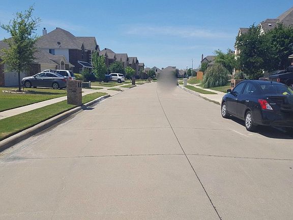 5th image of 844 Evergreen Ln