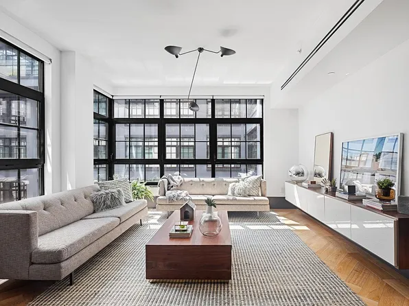 51 Jay St #4O, Brooklyn, NY 11201