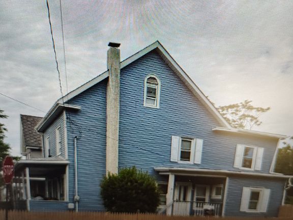 3rd image of 501 N 4th St