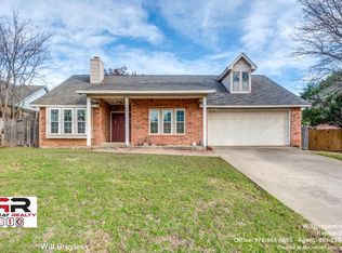 3310 Fairview Dr, Corinth, TX 76210