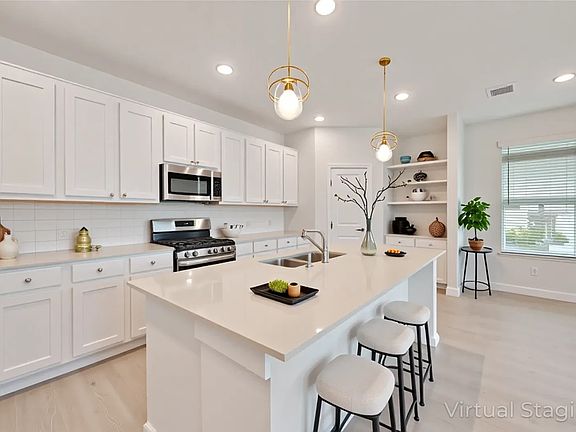 5th image of 1332 Rockwell Dr
