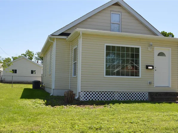 510 N Taylor Ave, Crystal City, MO 63019