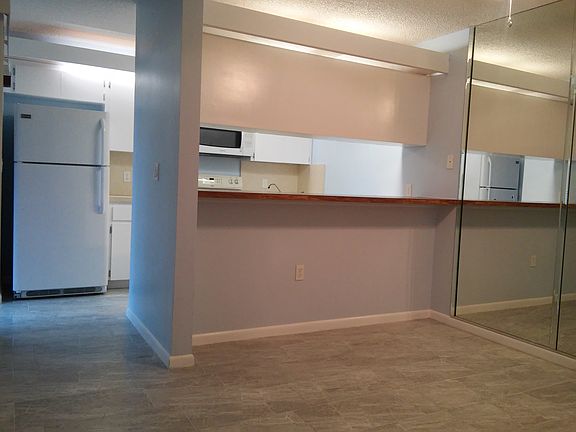 4th image of 2706 12th Ct