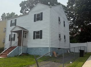 28 7th Ave Floor 2, Passaic, NJ 07055