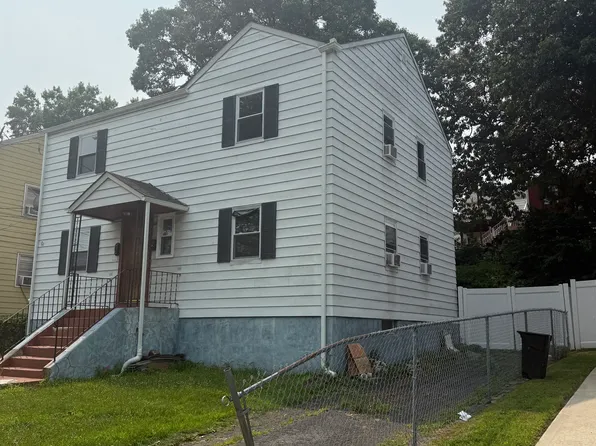 28 7th Ave Floor 2, Passaic, NJ 07055