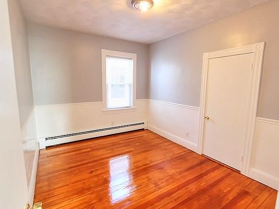 5th image of 524 Charles St #1R