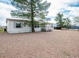 4040 N Stardust Rd, Kingman, AZ 86409