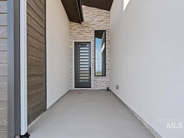 7689 W Lookout Vw — Photo 4