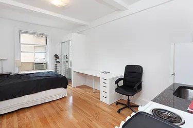 Rented by Mdrn Residential