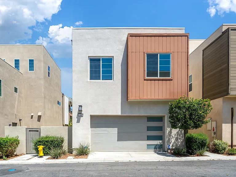 333 Sawbuck — Photo 49