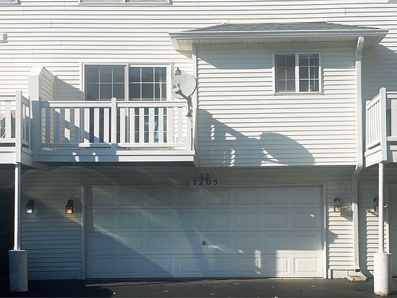 2nd image of 7205 S Flagg Creek Dr