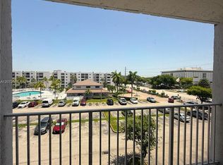 8145 NW 7th St APT 406, Miami, FL 33126