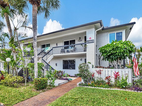 3rd image of 13865 Royal Palm Court