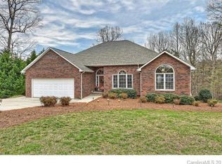 111 Herschel Ct, Gastonia, NC 28056