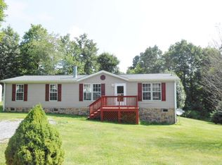 336 Thousand Oaks Dr, Shady Spring, WV 25918