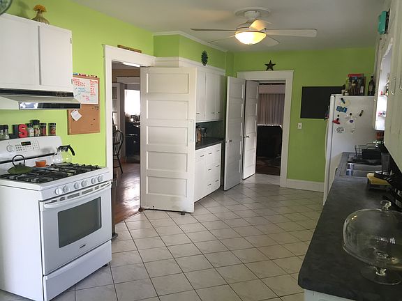 2nd image of 510 Elizabeth St