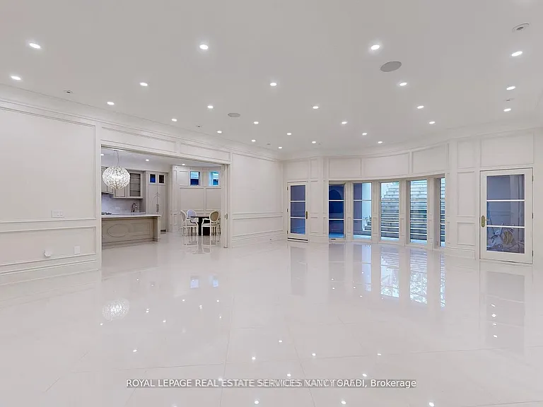 8 High Point Rd — Photo 24