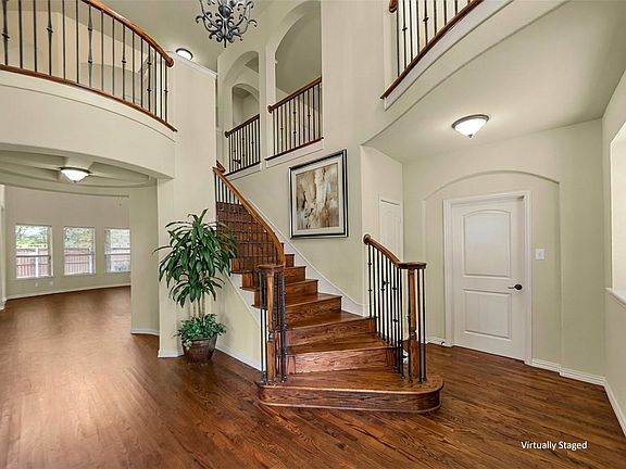 4th image of 5143 Stream Crest Way