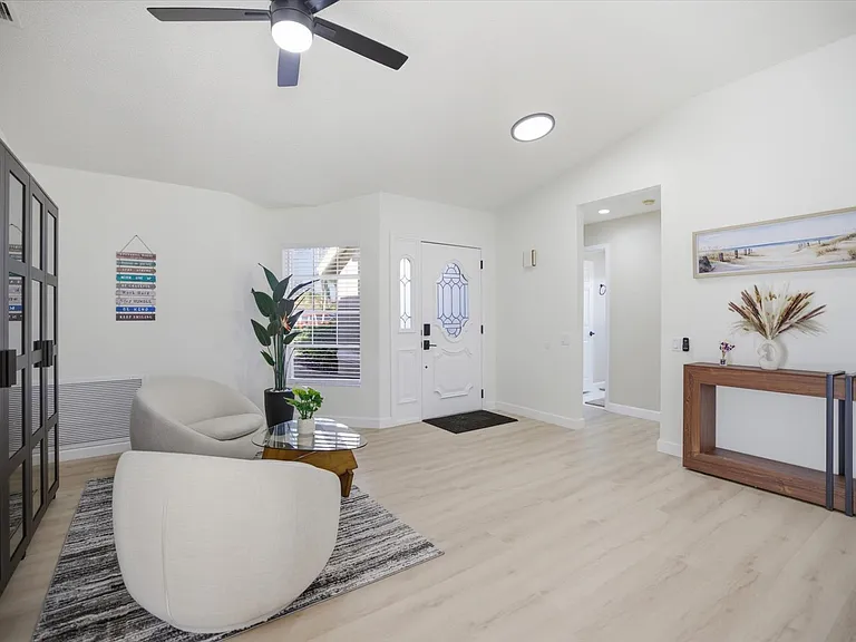 5829 Fairwoods Cir — Photo 21