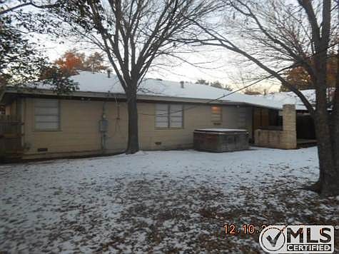 4th image of 4709 Selkirk Dr