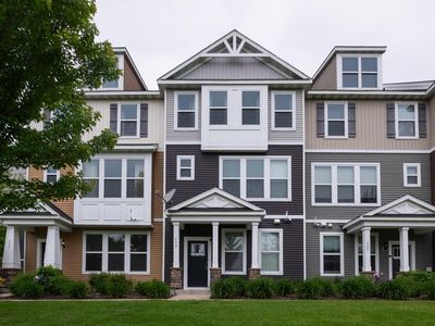 533 Satori Way, Chaska, MN, 55318
