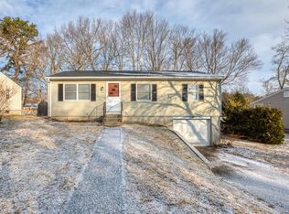 66 Aspen Rd, Springfield, MA 01128