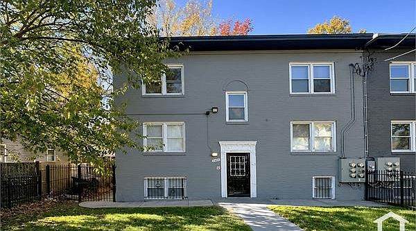 1st image of 1416 Eastern Ave NE #B2
