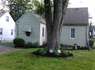 978 Warwick Dr, Sheffield Lake, OH 44054