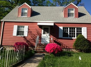 168 Shepard Ave, Teaneck, NJ 07666