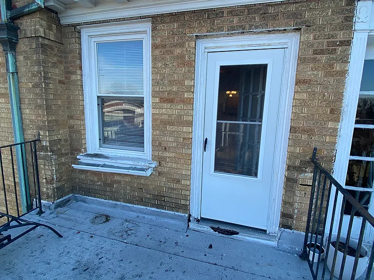 3426 W Grace St #9 — Photo 16