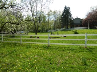 2300 Valley Gate, Milford, MI 48380