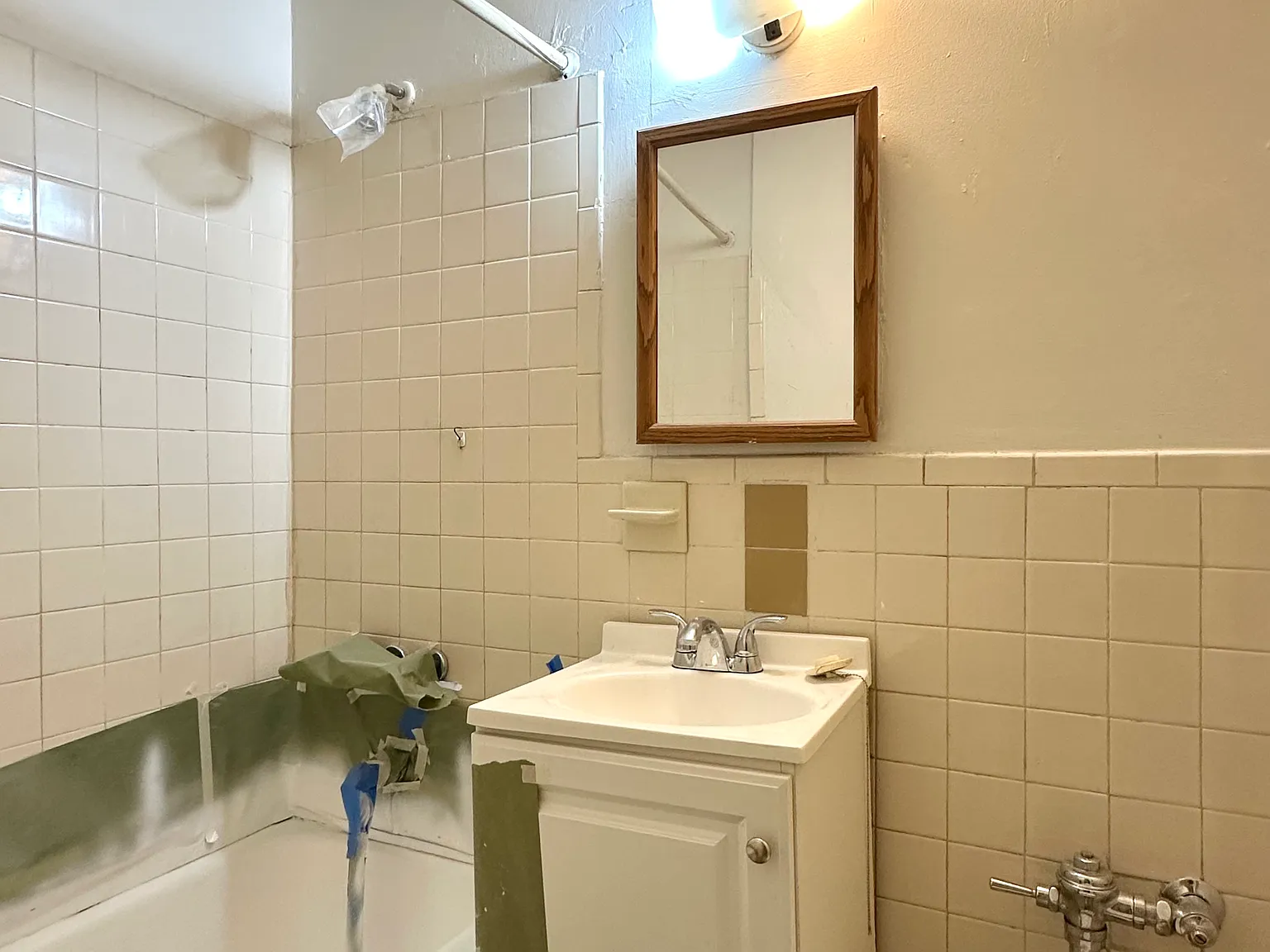352 East 85th Street — Photo 4