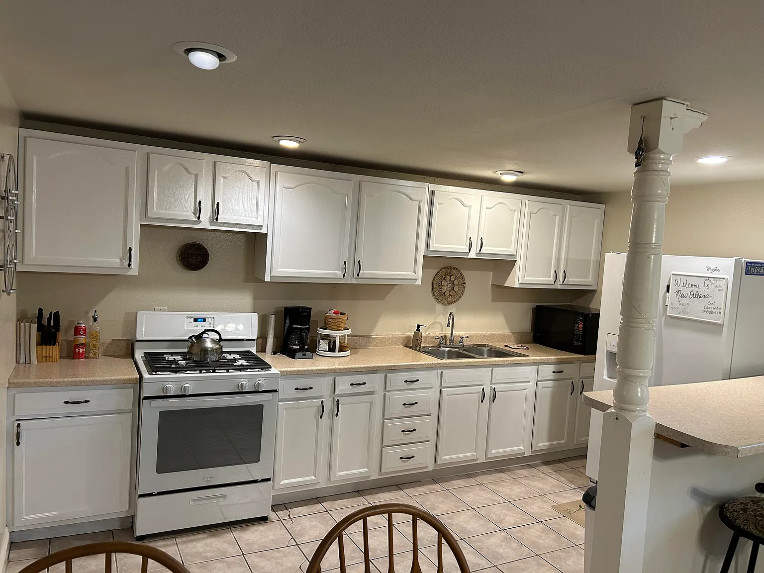 3301 Napoleon Ave — Photo 2