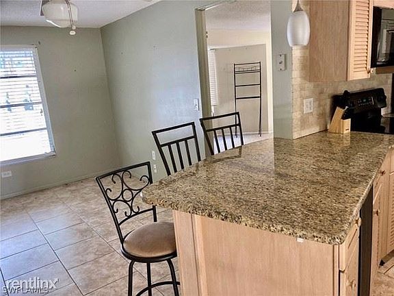 5th image of 7197 Emily Dr