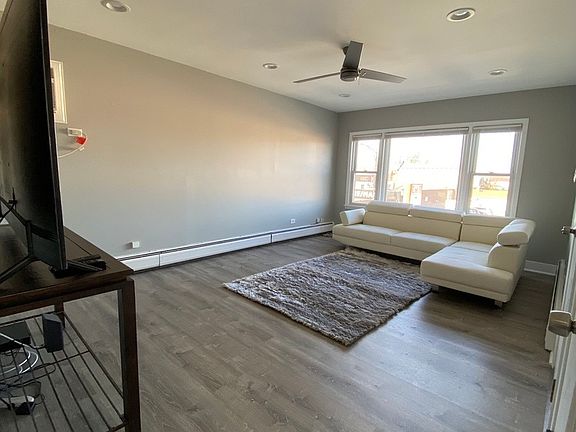 2nd image of 6511 W Archer Ave #2