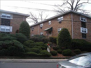 1st image of 162 Belleville Ave APT 8B