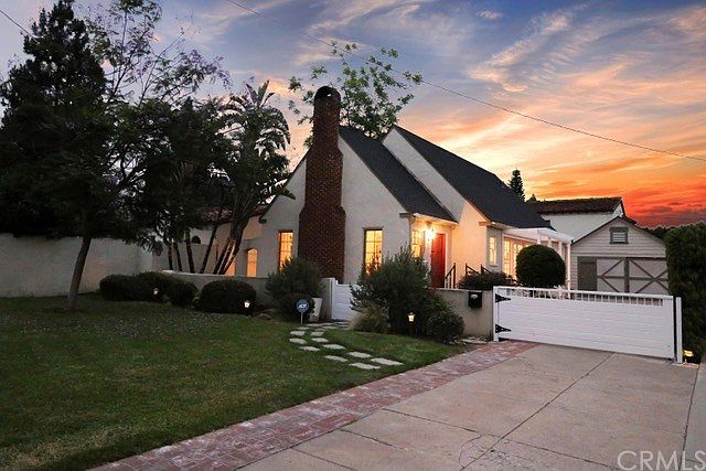 1st image of 412 W Santa Clara Ave