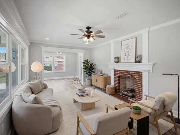 892 Claxton Ave N, Elba, AL 36323