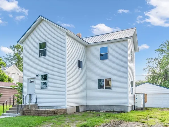 608 D Ave, Vinton, IA 52349